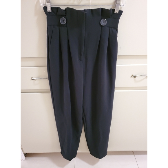 High-waisted pants - Picture 1 of 4